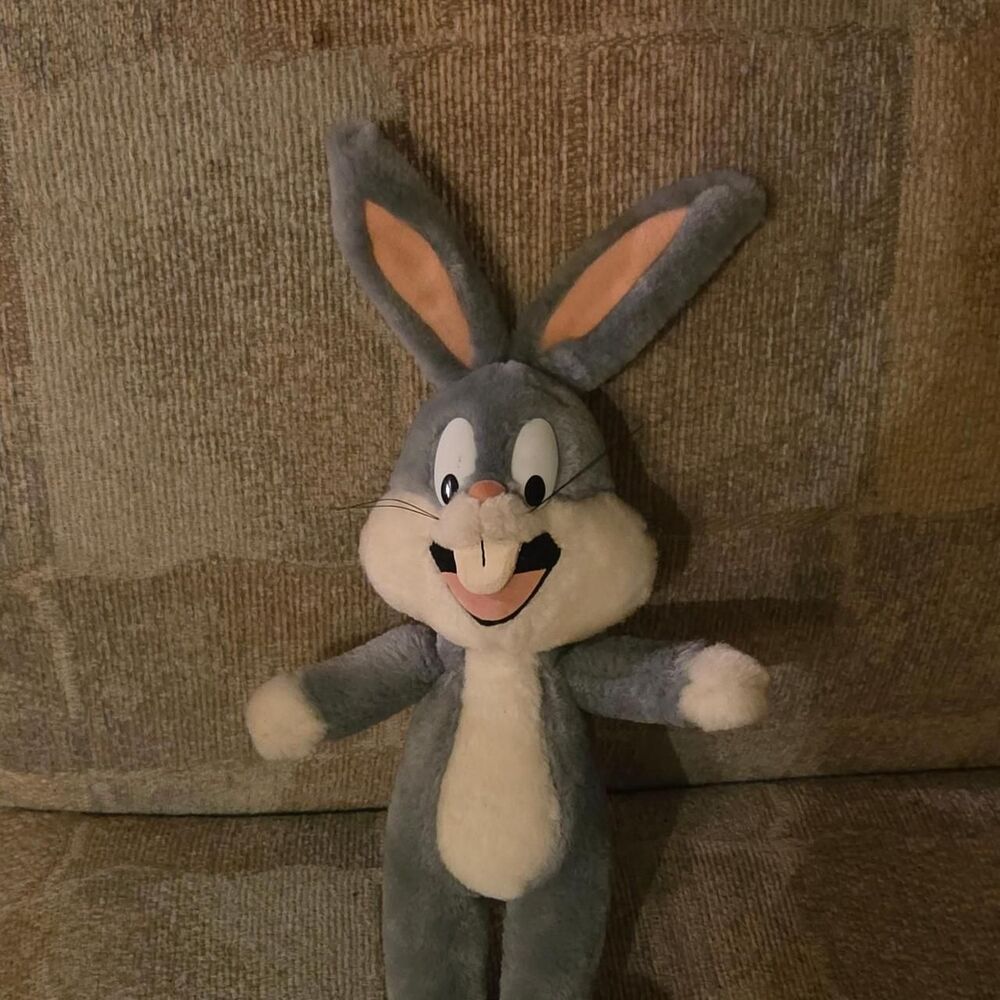 VINTAGE 1991 Bugs Bunny Plush - 14" Mighty Star Looney Tunes retro plush 90's